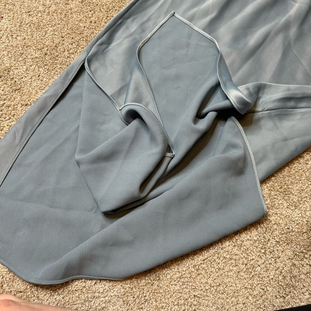 NEW BHLDN Audrie Dusty Blue Satin Midi Dress Sized
10 MSRP $188 - Picture 4 of 8